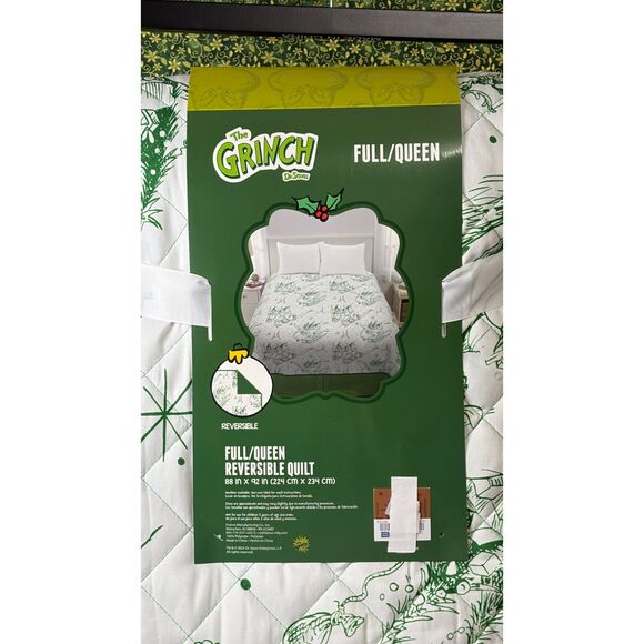 Dr. Seuss The Grinch Full/Queen Reversible Quilt – 88"x92" Holiday Bedspread - Picture 3 of 4
